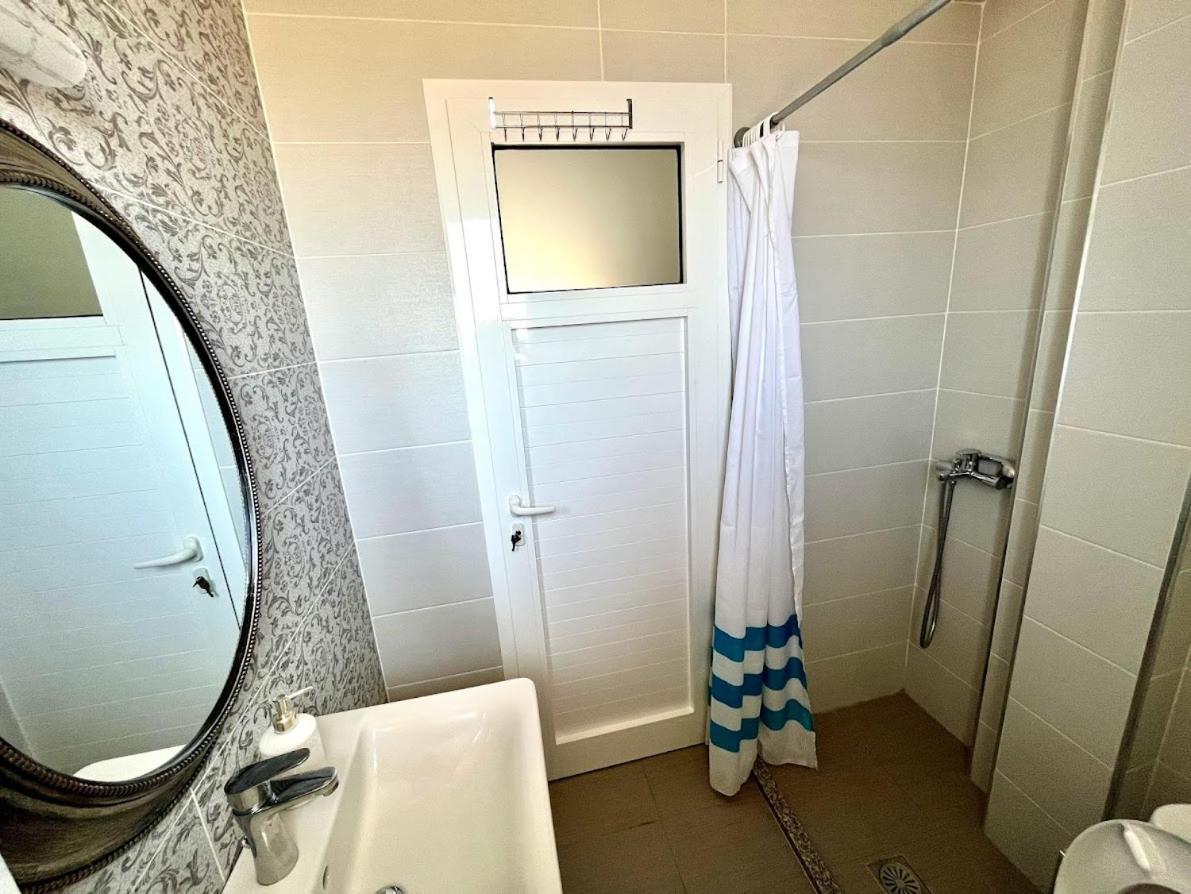 Gjestgiverier Filikouri Himare
